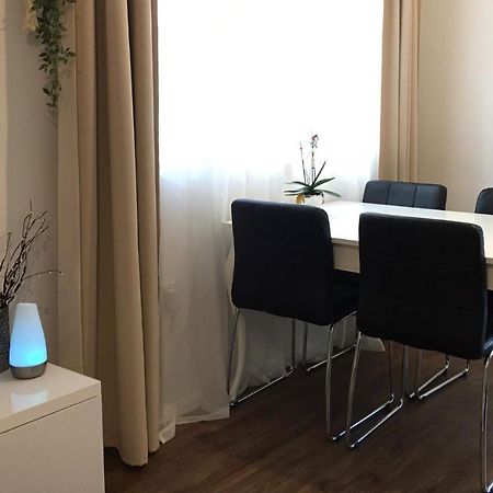 Cozy And Charming Apt. Sarajevo Appartamento Esterno foto